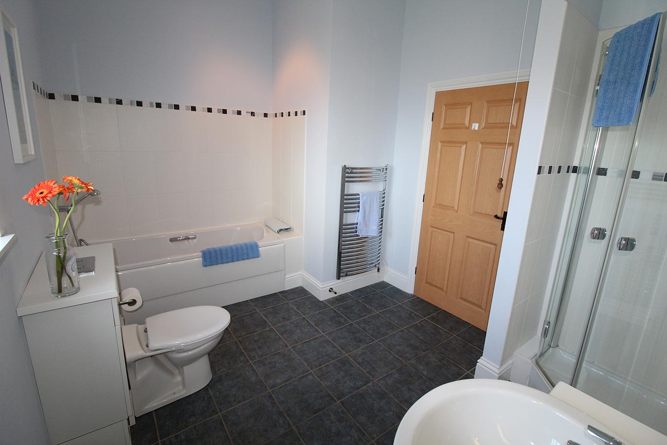 Wheatlands Cottage family bathroom | Burradon Farm Houses & Cottages