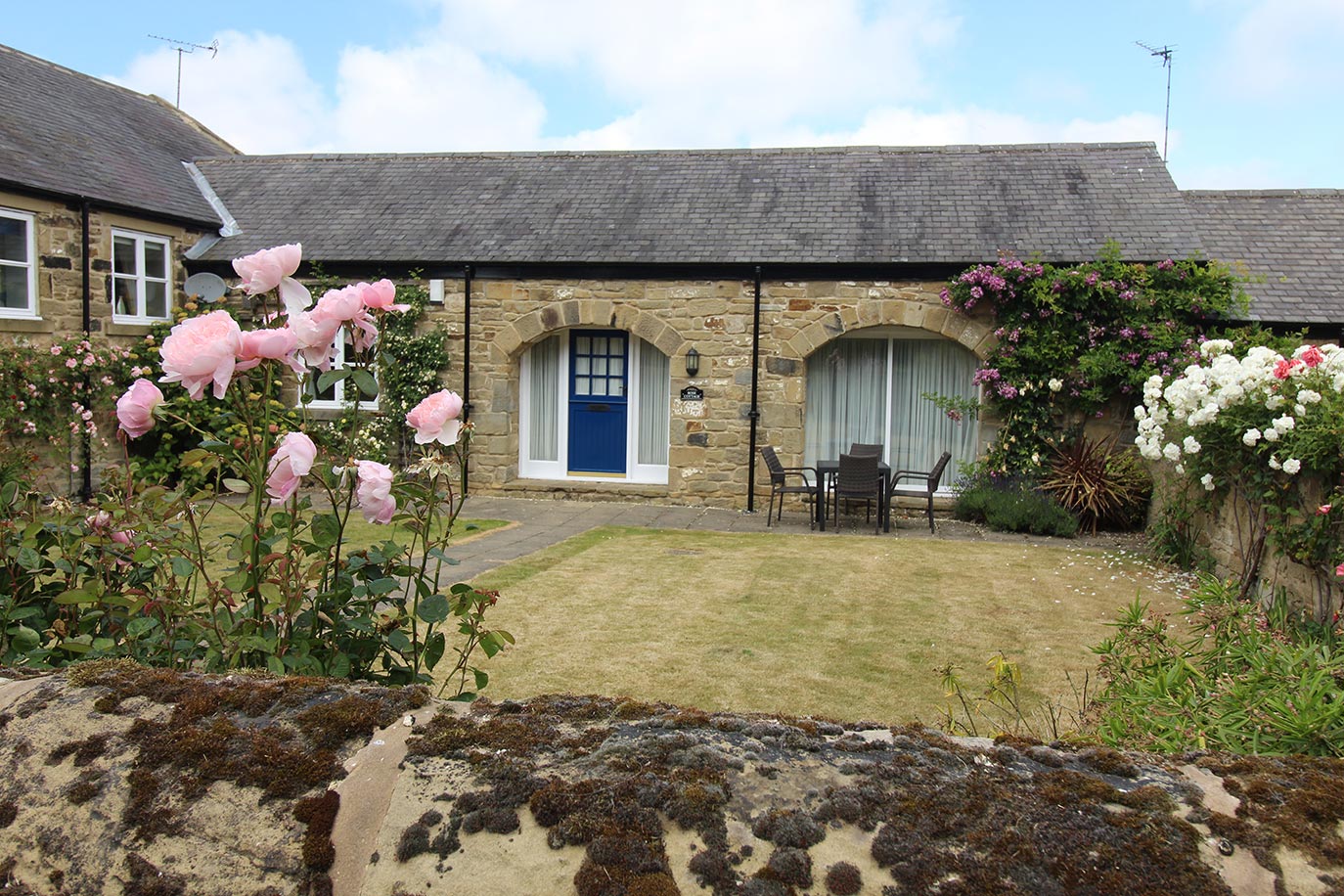 Rose cottage Garden | Burradon Farm Houses & Cottages