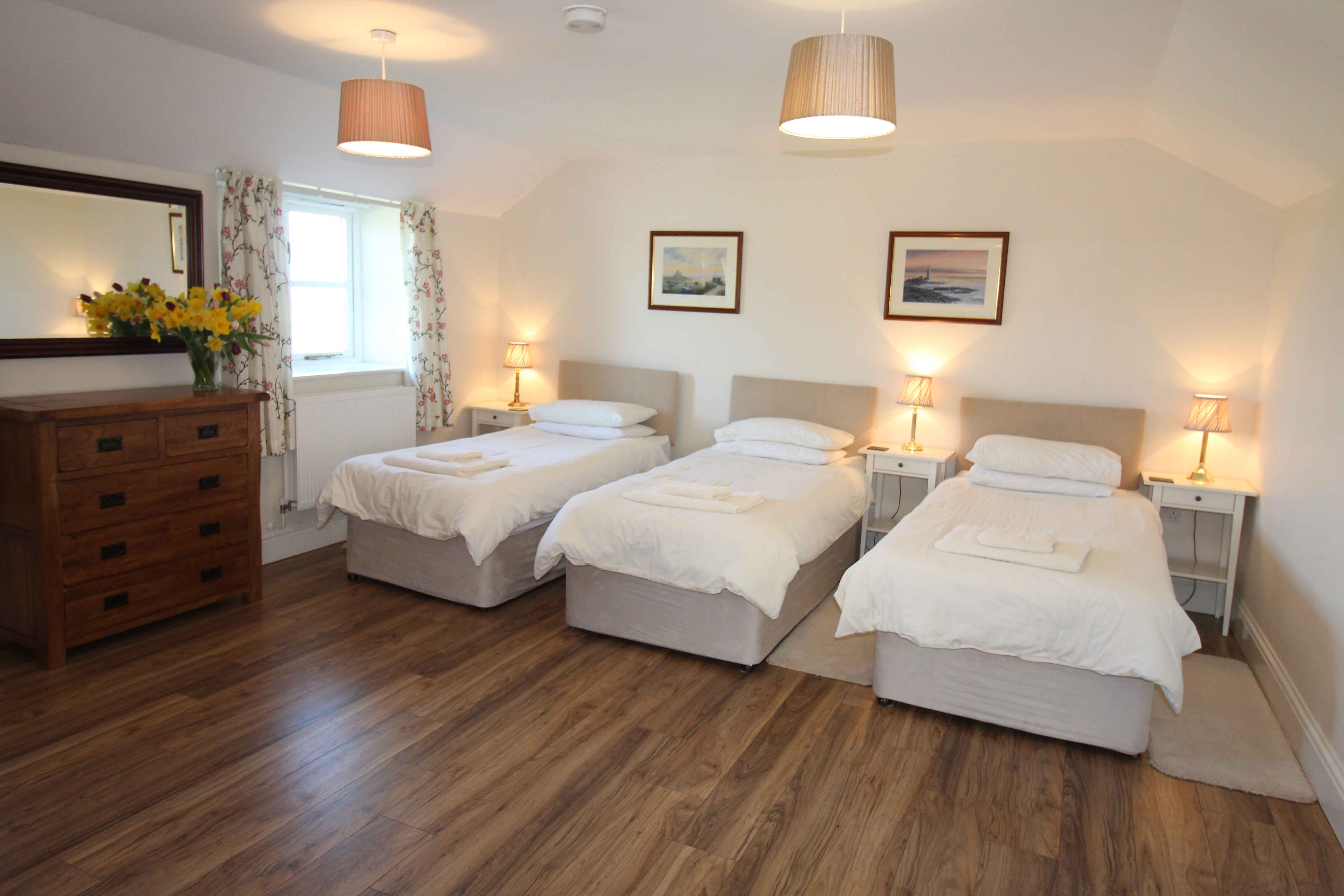 Briarhill House triple bedroom | Burradon Farm Houses & Cottages