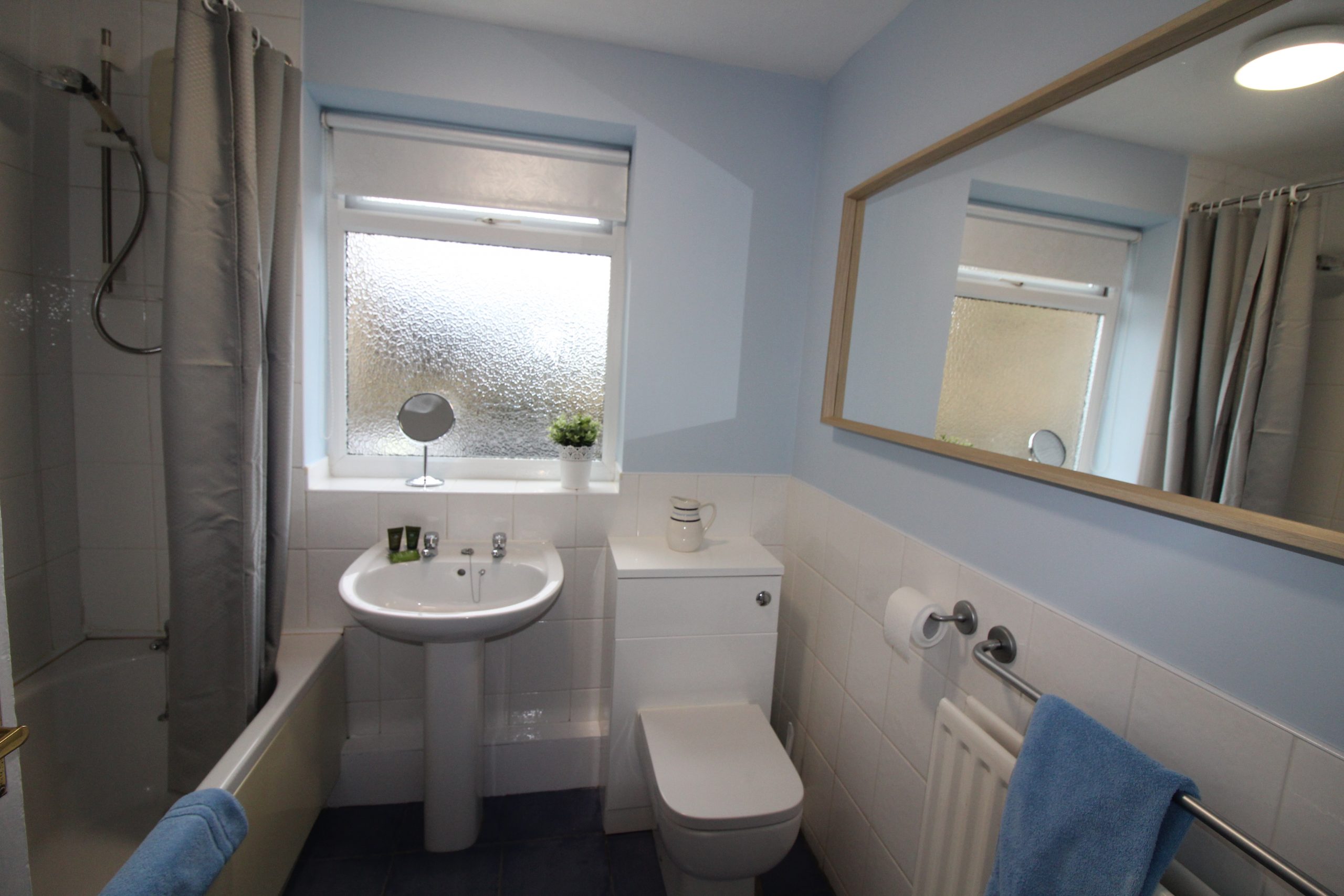 No 3 Farm Cottage - Bathroom