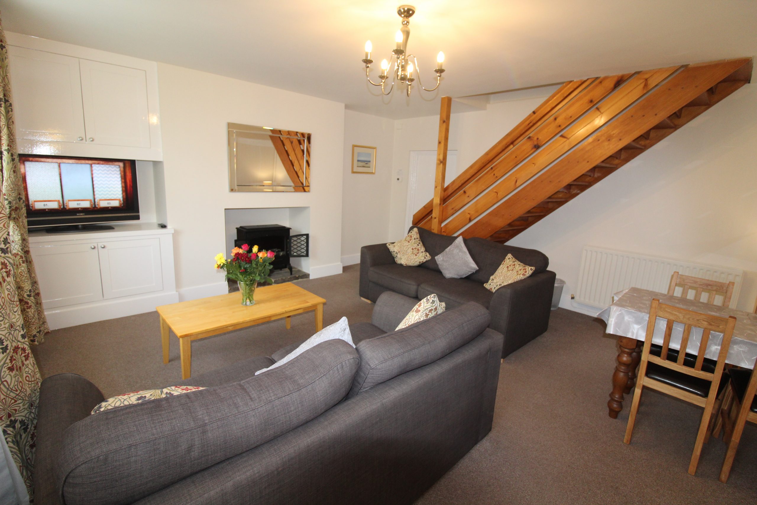 No 3 Farm Cottage - Living Room 2