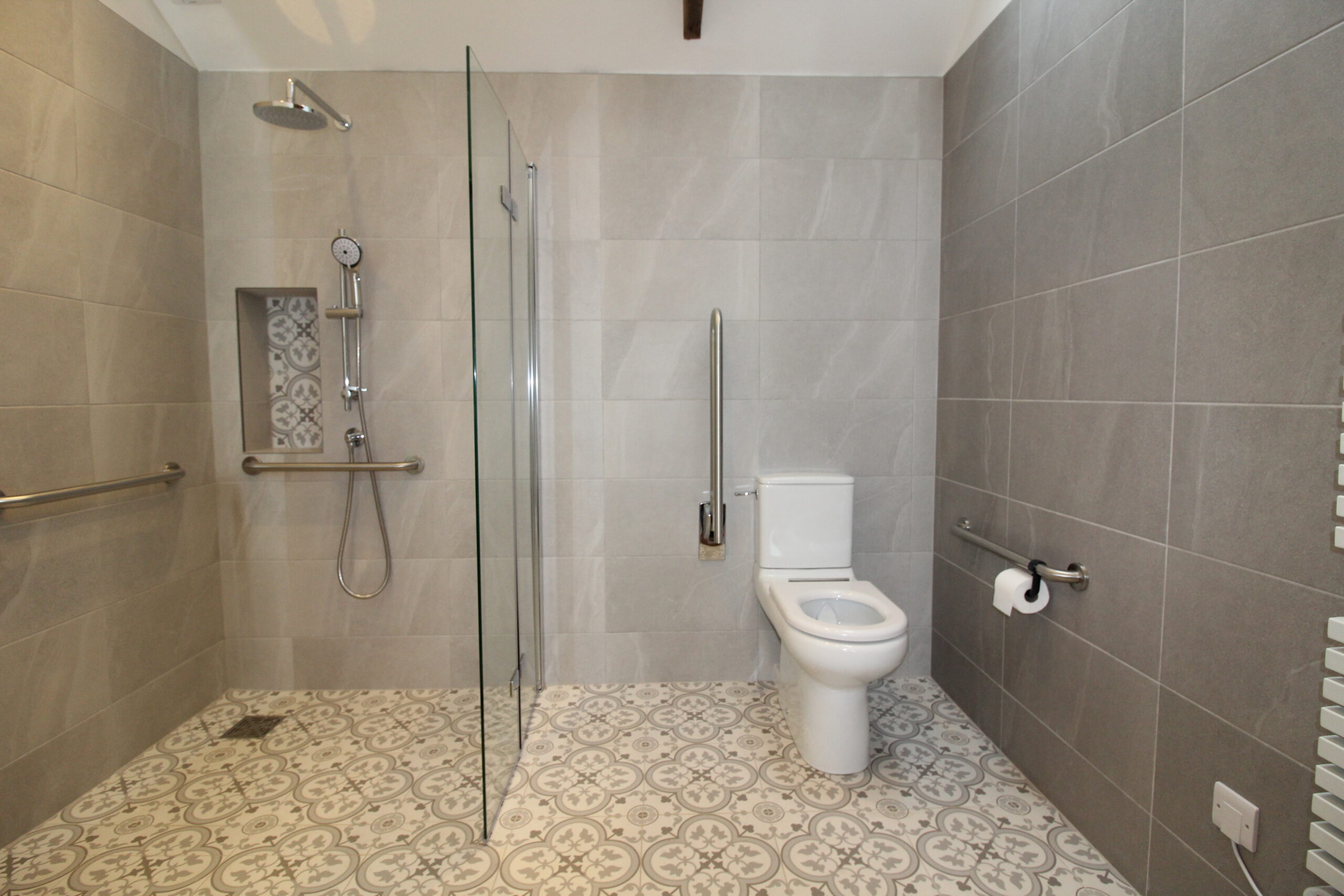 1 The Cartshed - Wetroom 2